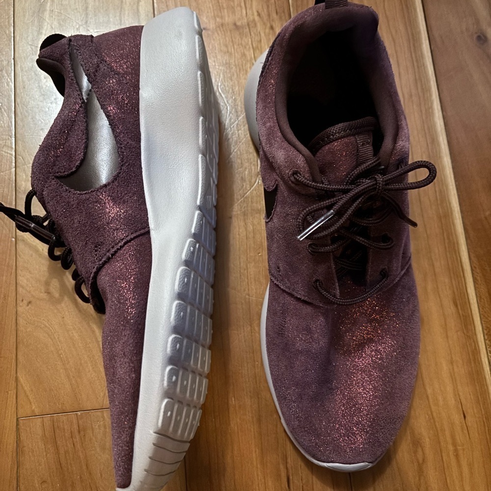 Women's Purple glittery bold statement running shoes